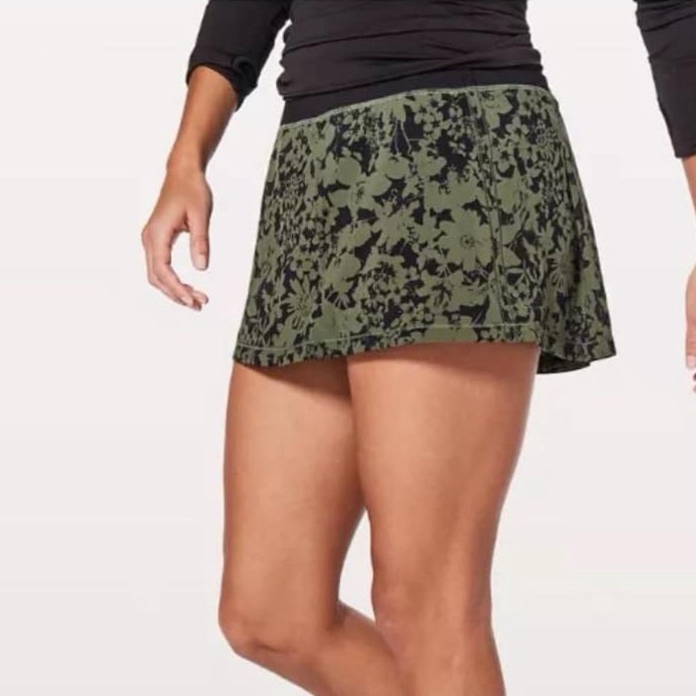 LuluLemon athletica skirt